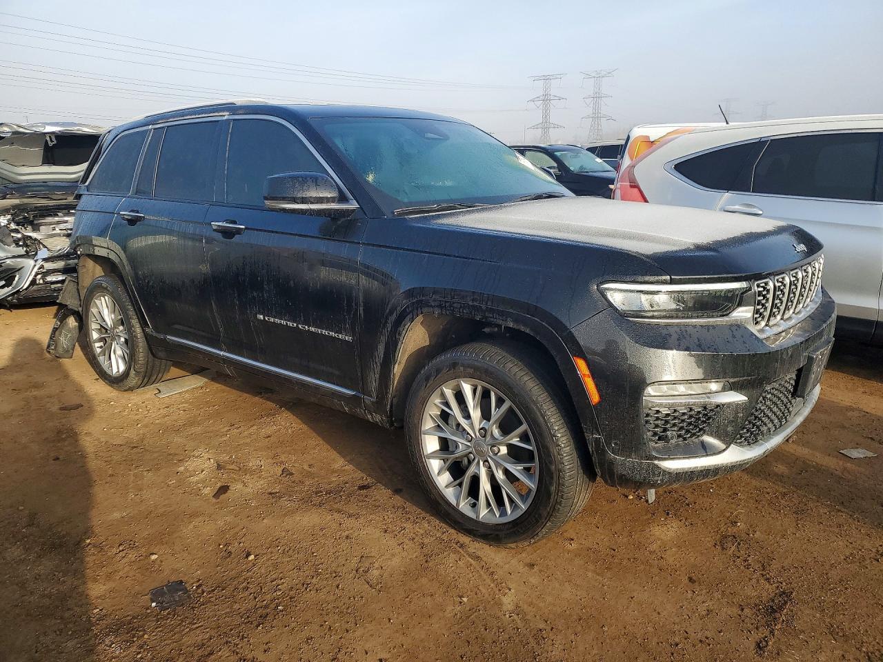 2023 Jeep Grand Cherokee Summit - zdjęcie 4