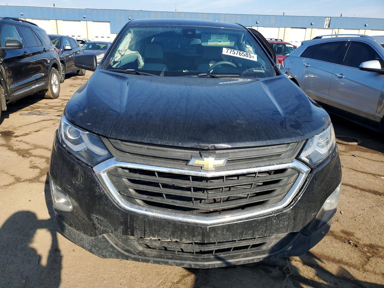 2020 Chevrolet Equinox Ls - zdjęcie 5