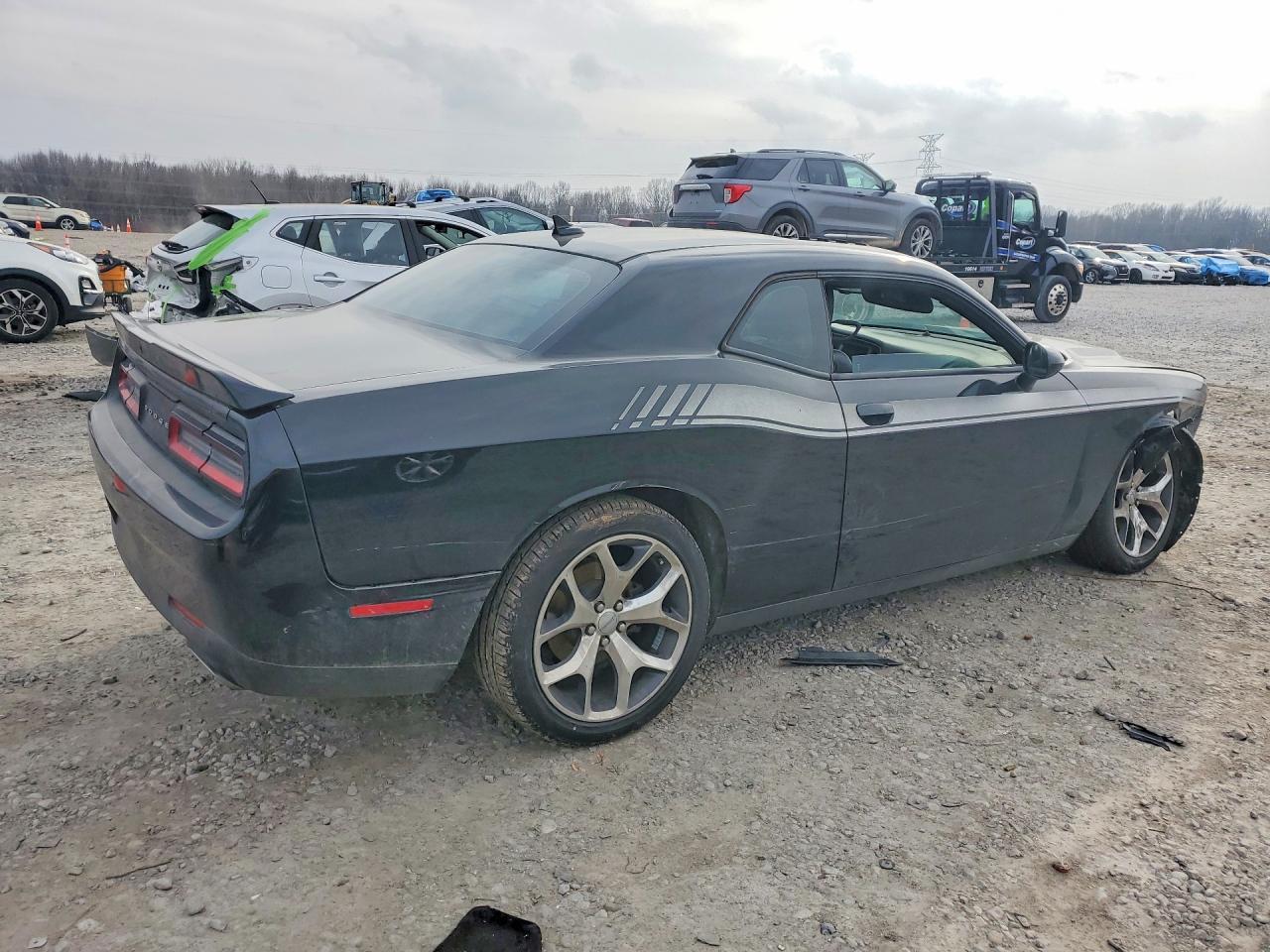 2016 Dodge Challenger Sxt - zdjęcie 3