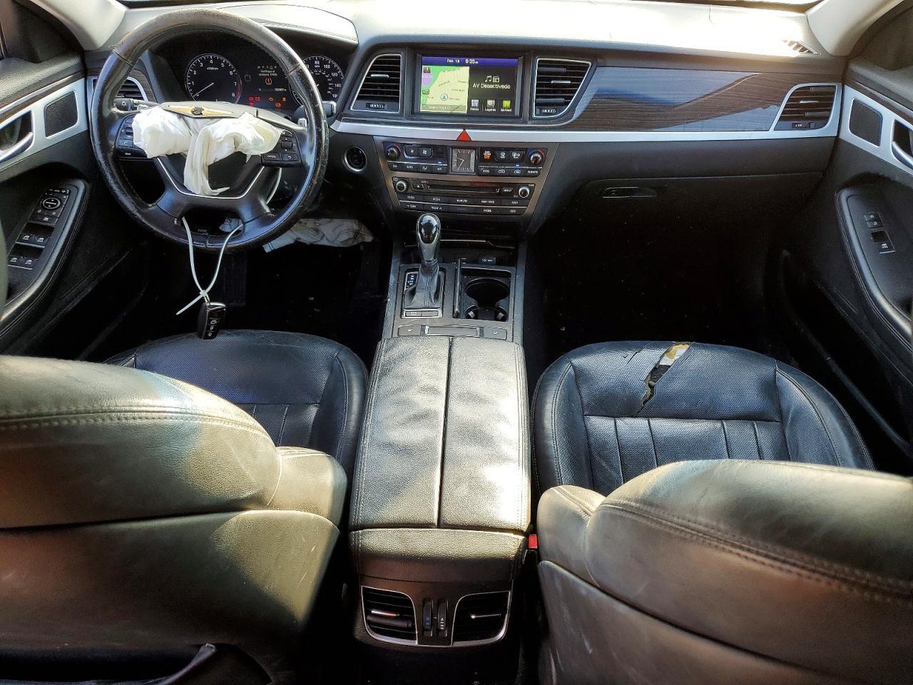 2015 Hyundai Genesis 3.8L - zdjęcie 8