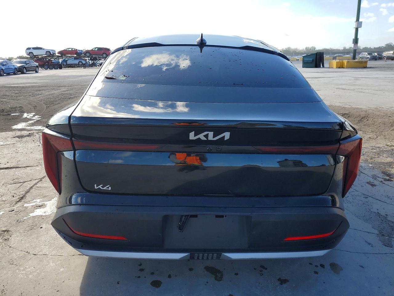 2025 Kia K4 Lxs - zdjęcie 6