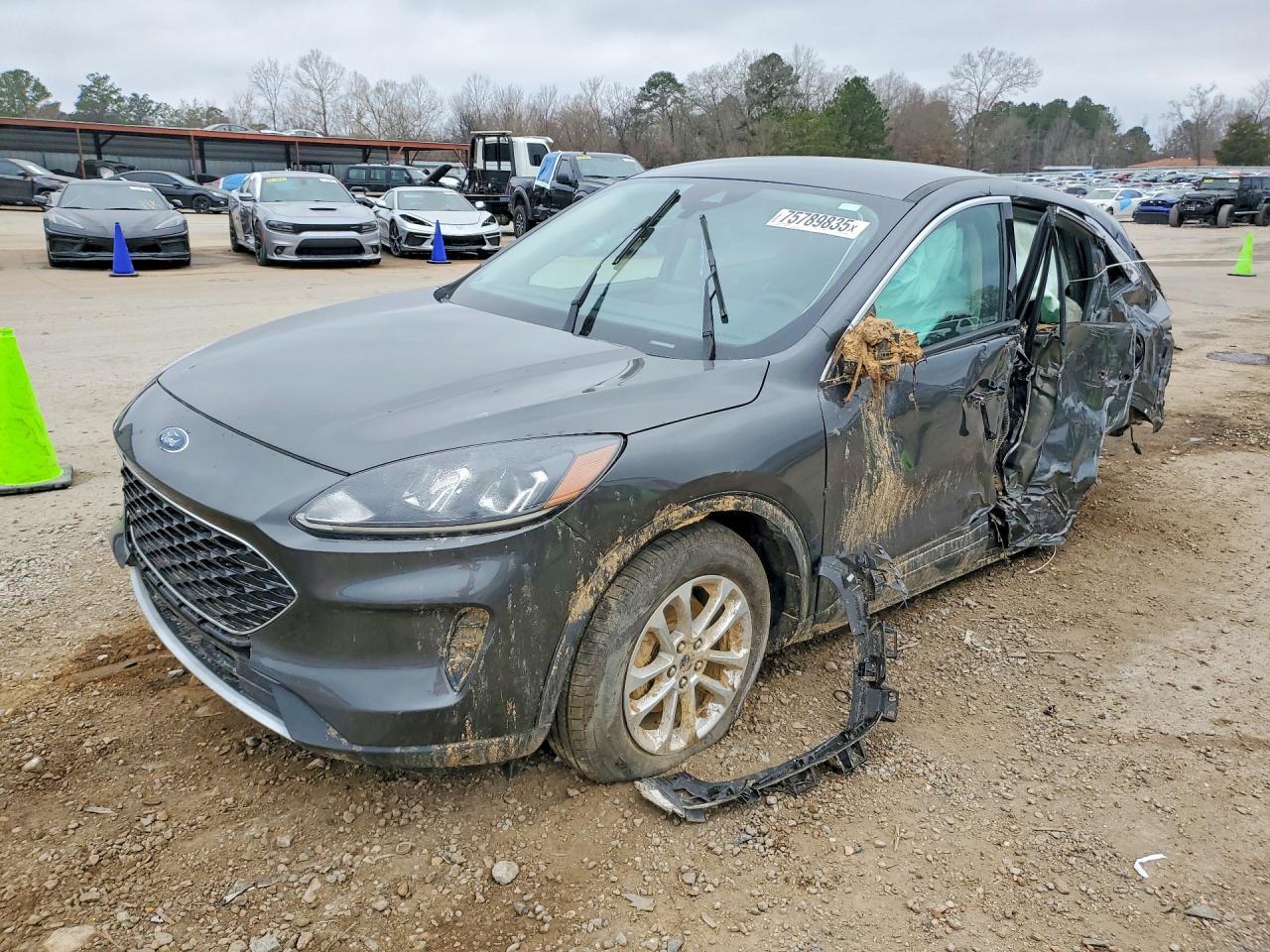 2020 Ford Escape Se - zdjęcie główne