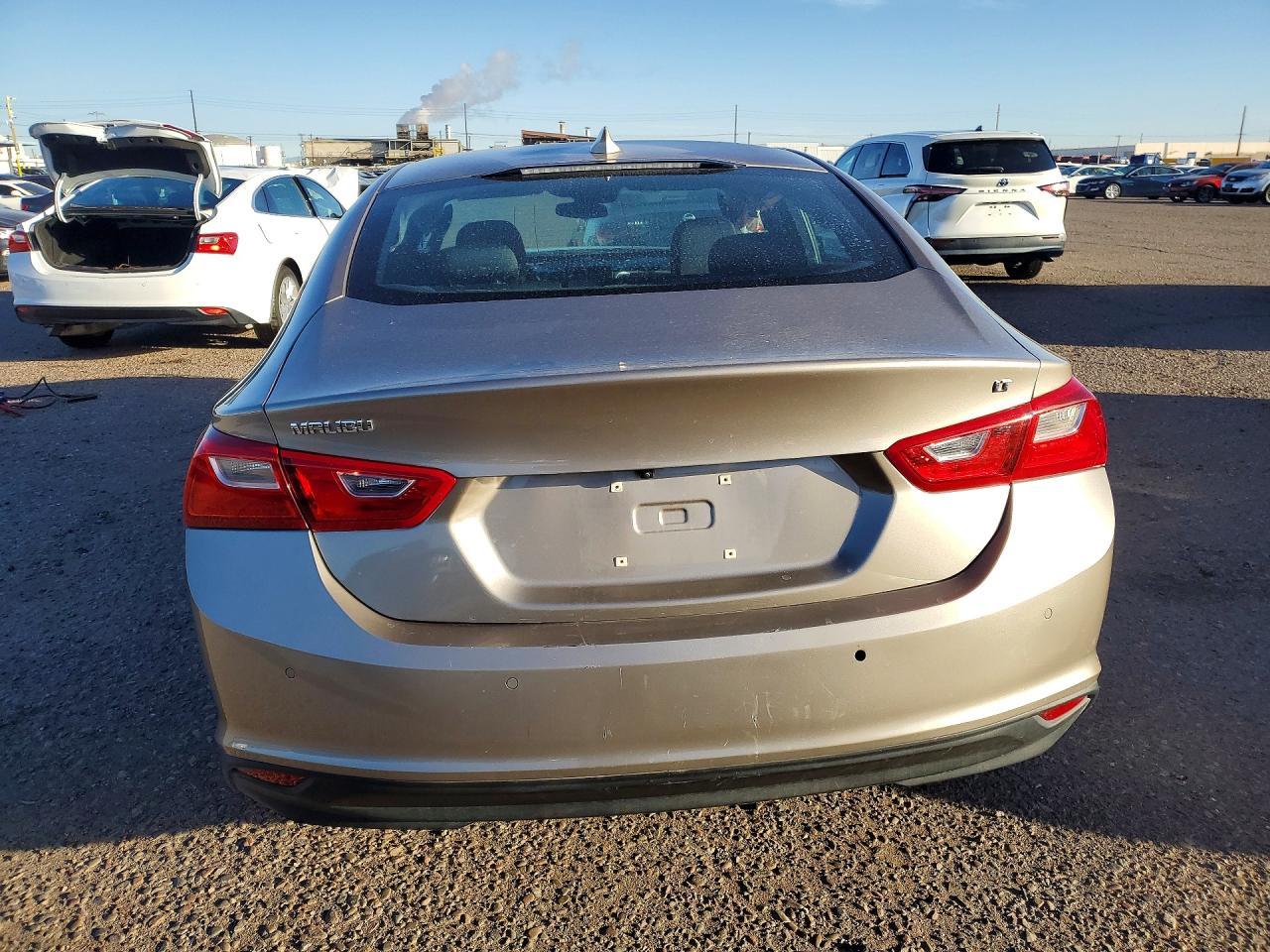 2025 Chevrolet Malibu Lt - zdjęcie 6