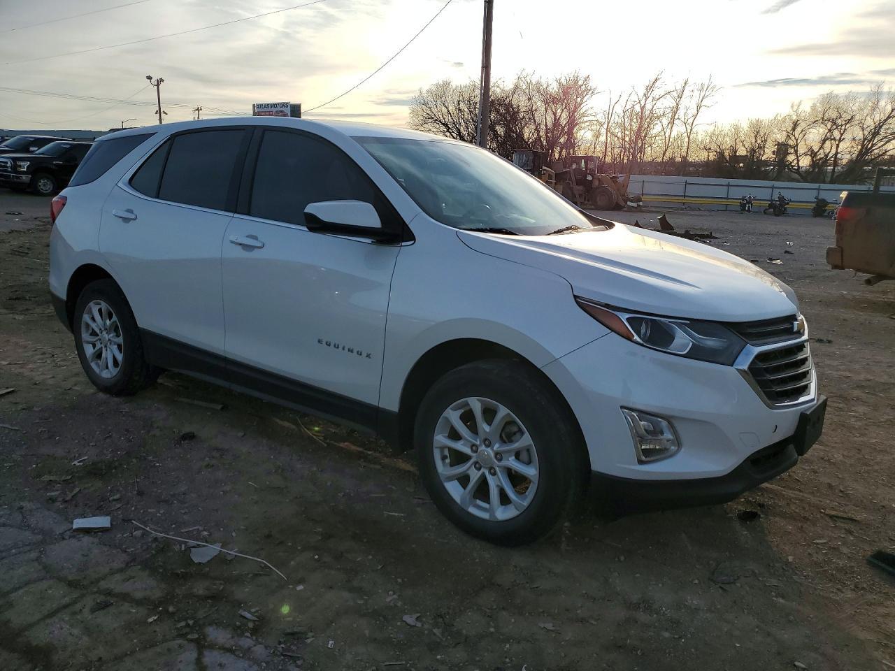 2019 Chevrolet Equinox Lt - zdjęcie 4