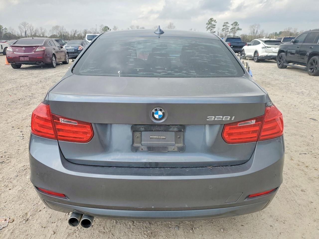 2015 BMW 328 I - zdjęcie 6