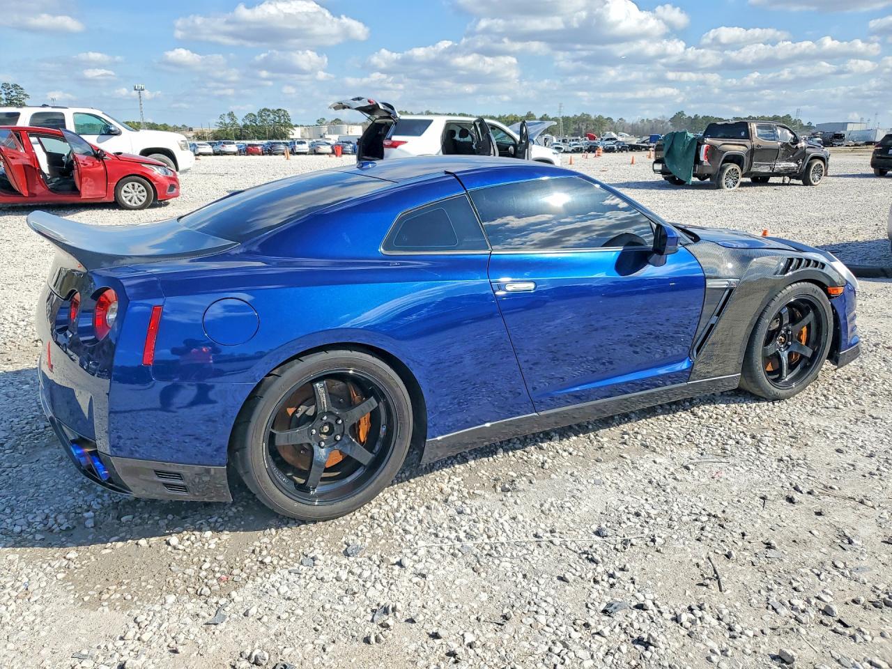 2016 Nissan Gt-R Nismo - zdjęcie 3