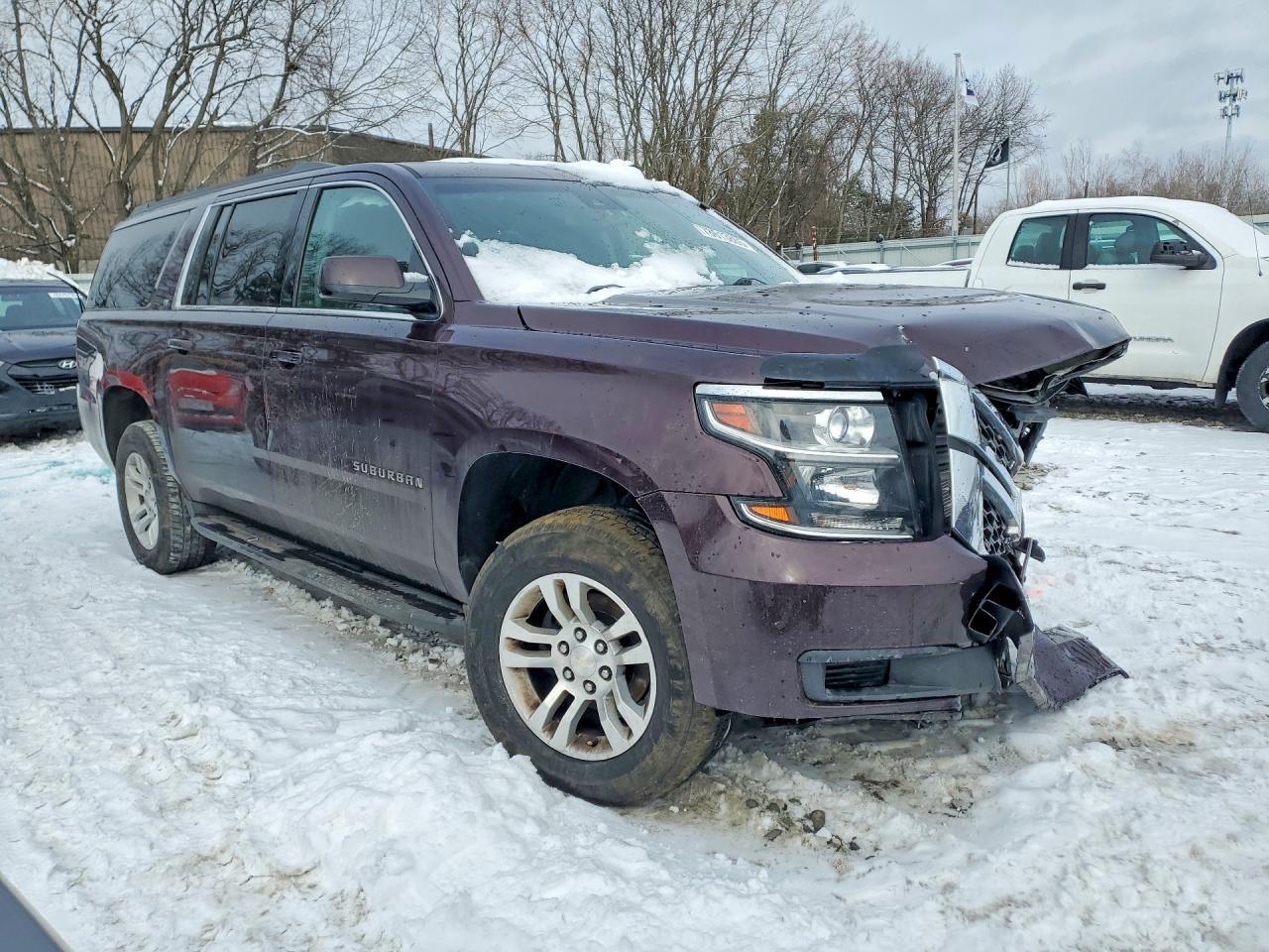2017 Chevrolet Suburban K1500 Lt - zdjęcie 4