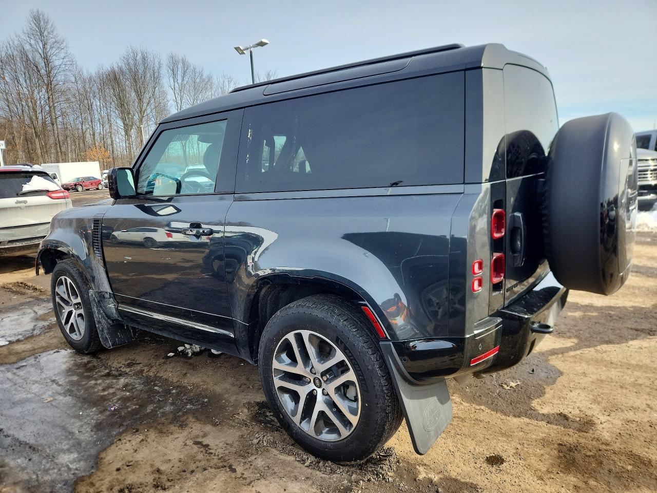 2025 Land Rover Defender 90 X-Dynamic Se - zdjęcie 2