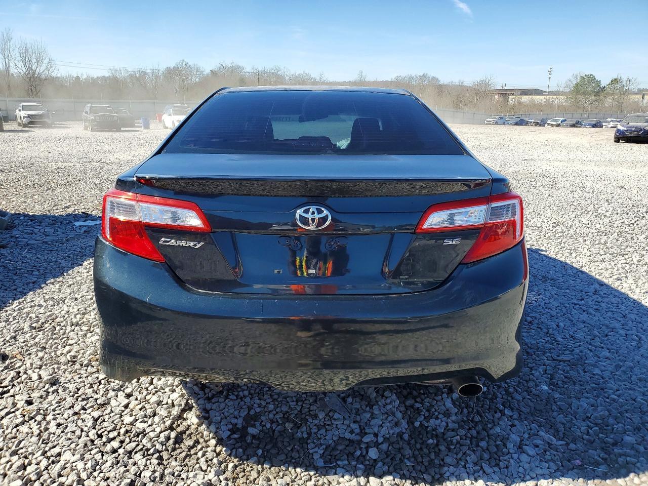 2014 Toyota Camry Se - zdjęcie 6