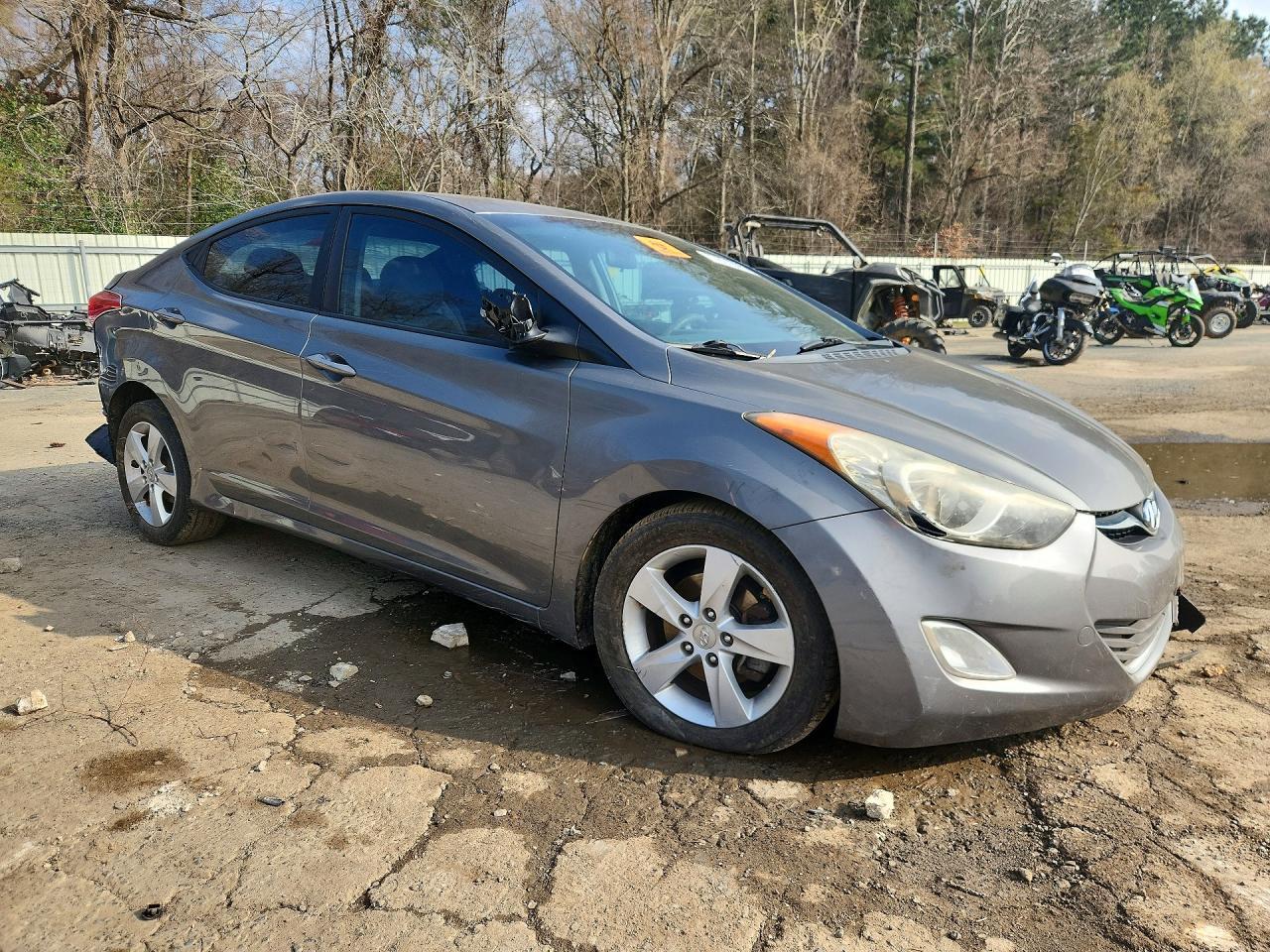 2013 Hyundai Elantra Gls - zdjęcie 4