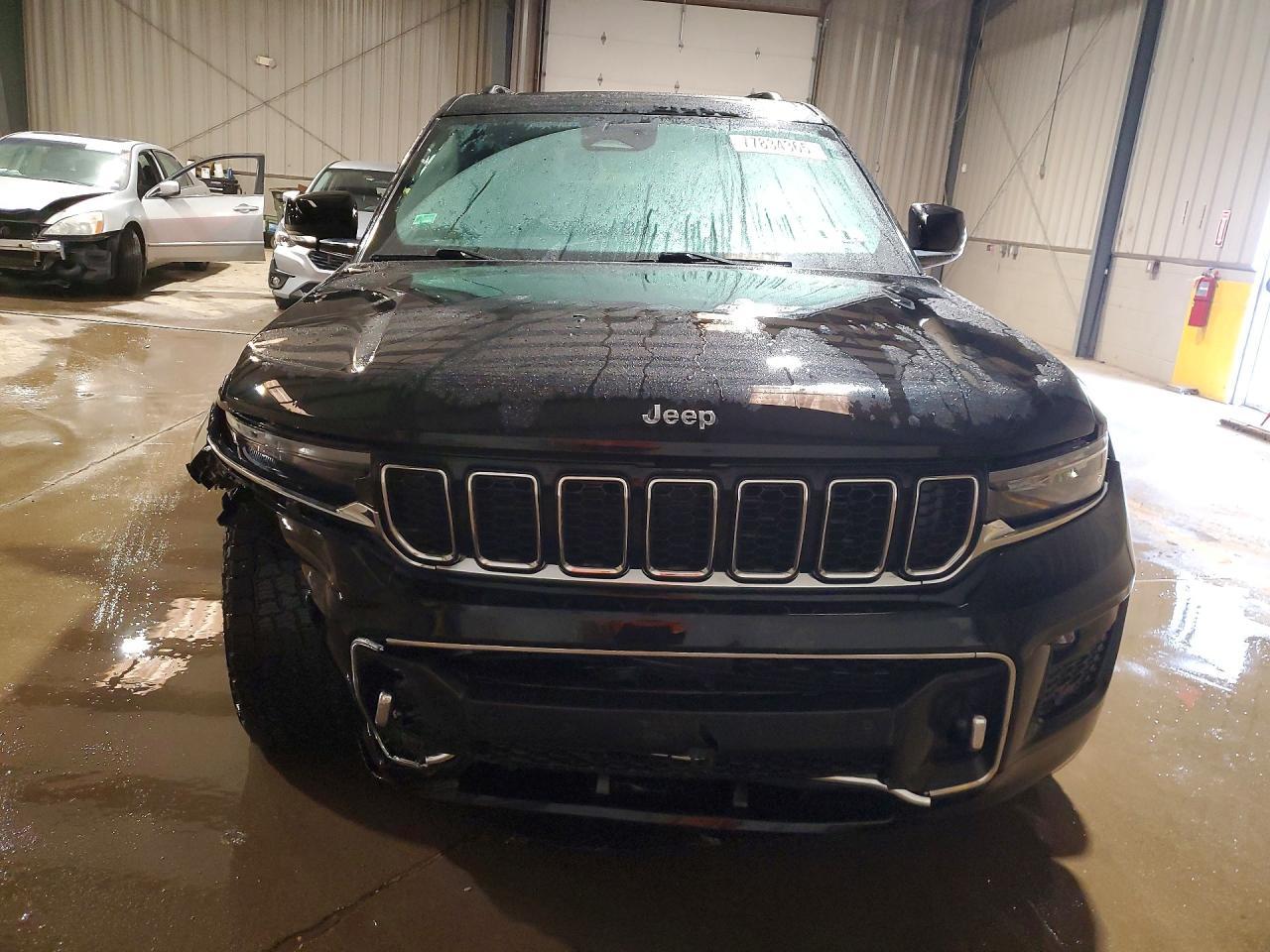 2022 Jeep Grand Cherokee L Overland - zdjęcie 5