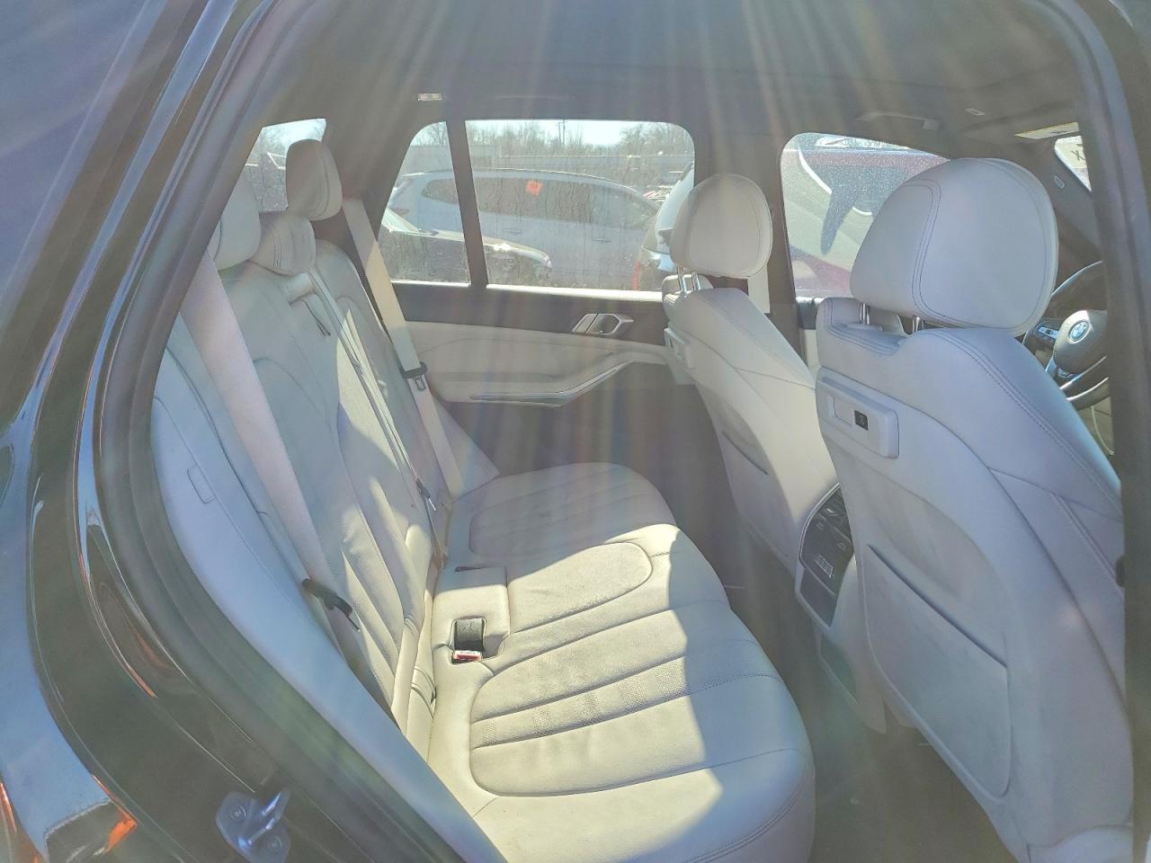 2019 BMW X5 xDrive40I - zdjęcie 11