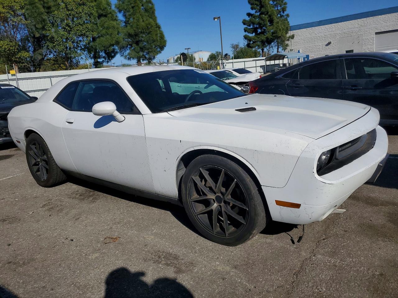 2013 Dodge Challenger Sxt - zdjęcie 4