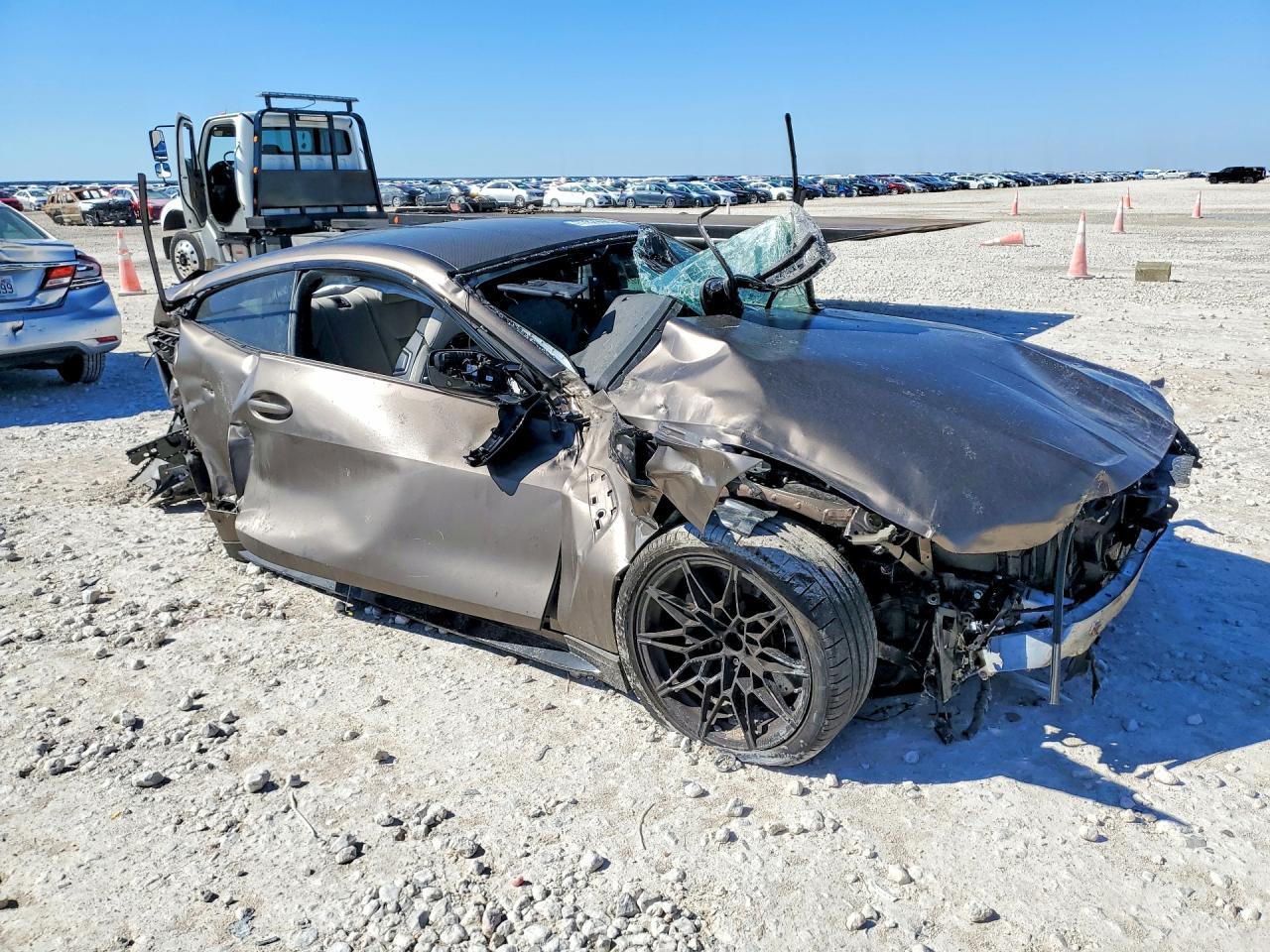 2025 BMW M4 Competition - zdjęcie 4