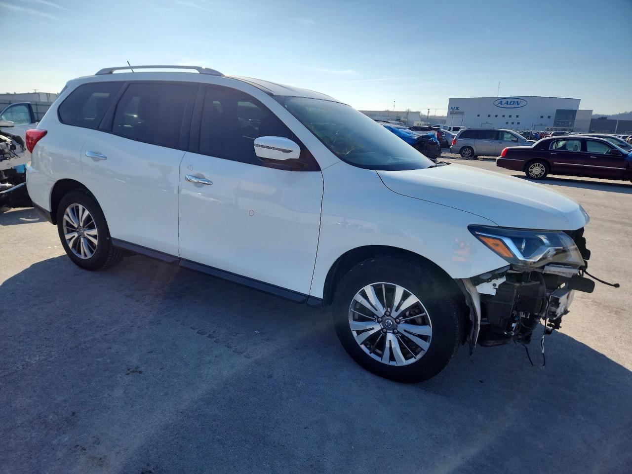 2018 Nissan Pathfinder S - zdjęcie 4