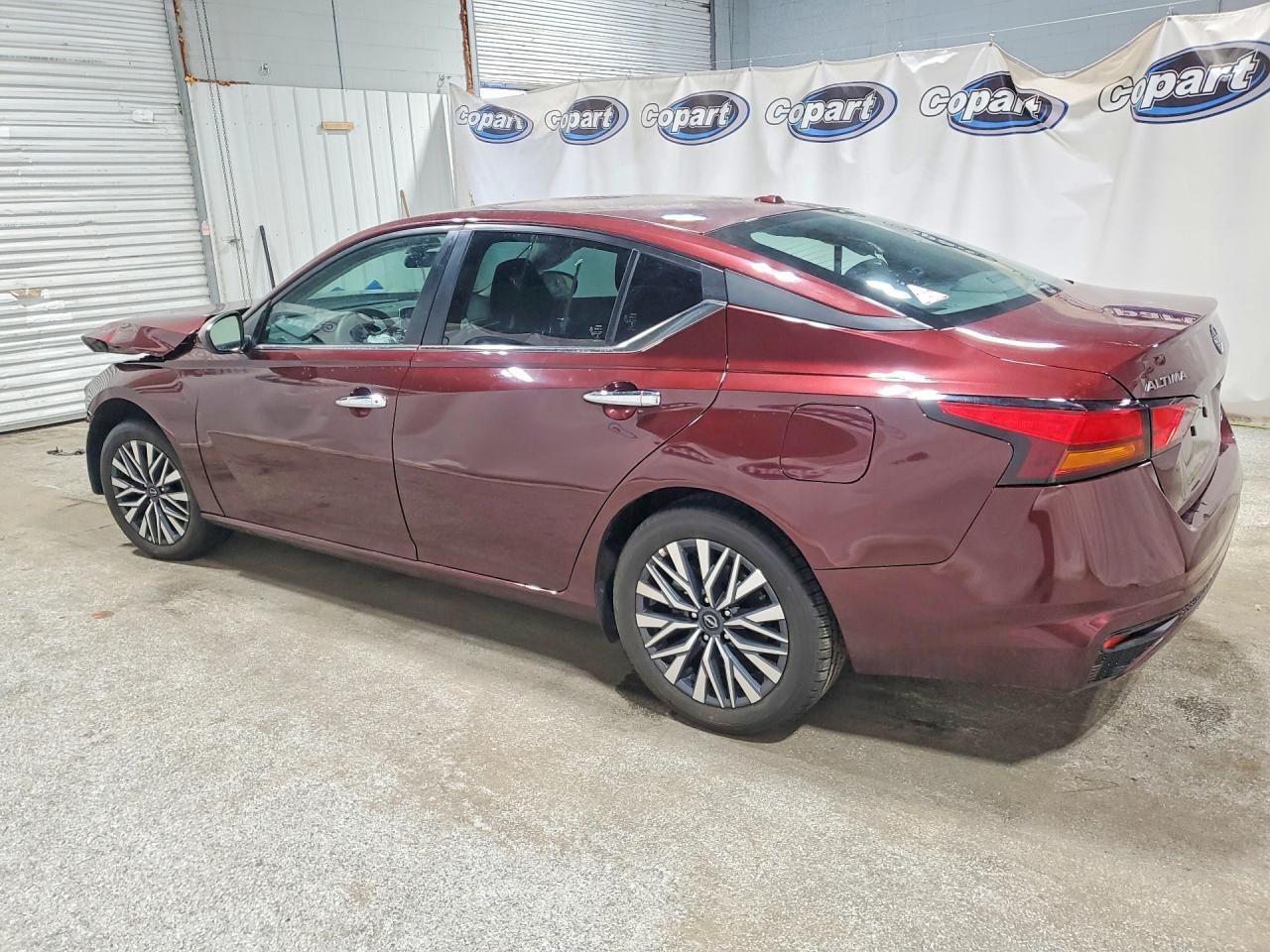 2025 Nissan Altima 2.5 Sv - zdjęcie 2