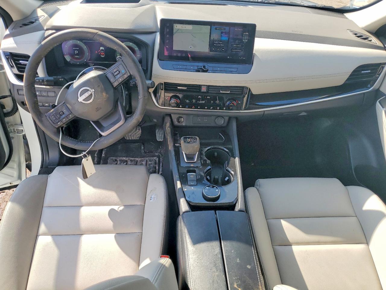 2025 Nissan Rogue Sl - zdjęcie 8