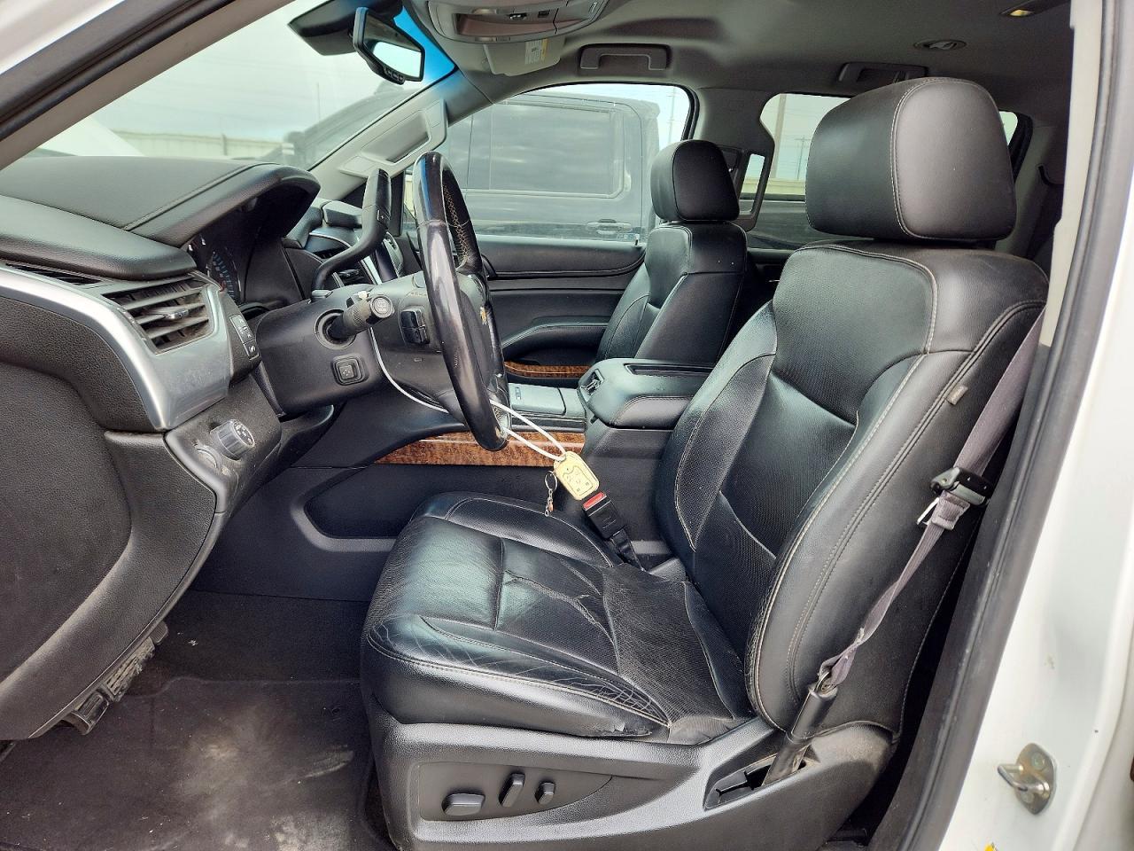 2017 Chevrolet Suburban C1500 Premier - zdjęcie 7