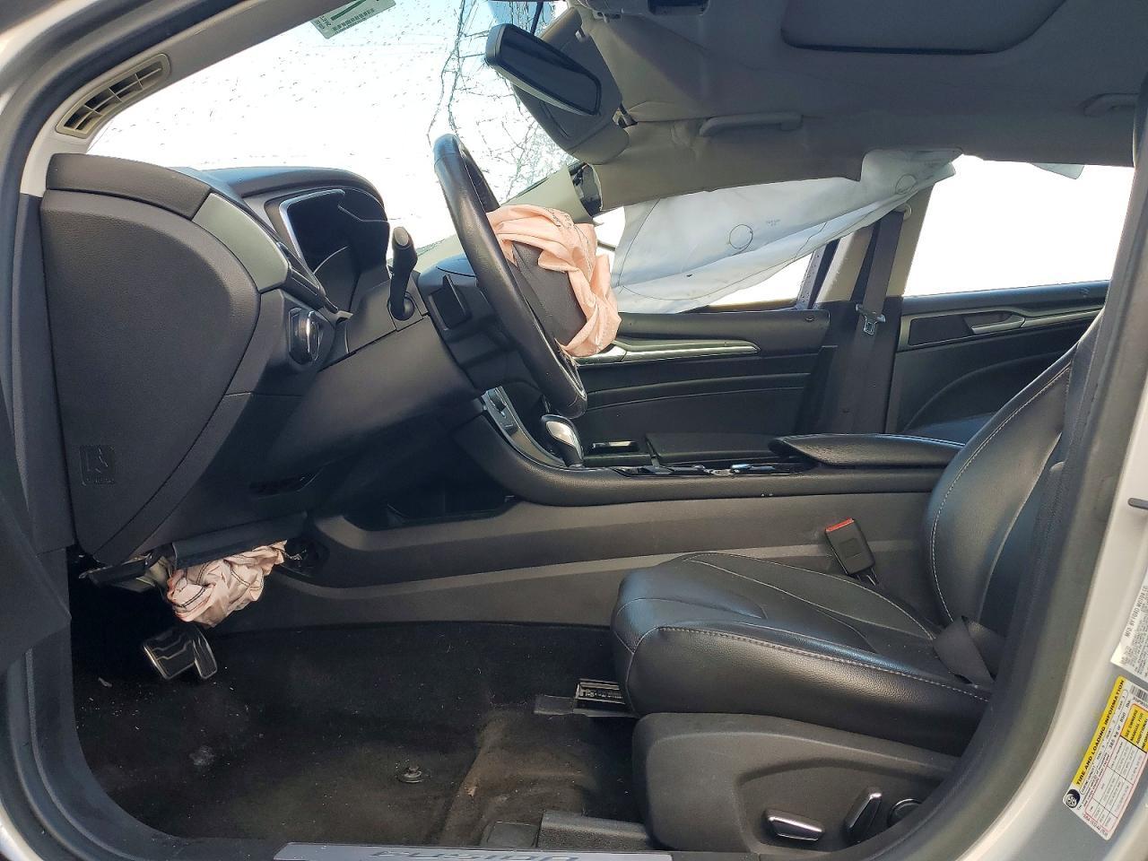 2014 Ford Fusion Titanium - zdjęcie 7