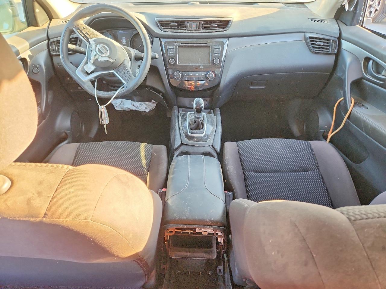 2021 Nissan Rogue Sport S - zdjęcie 8