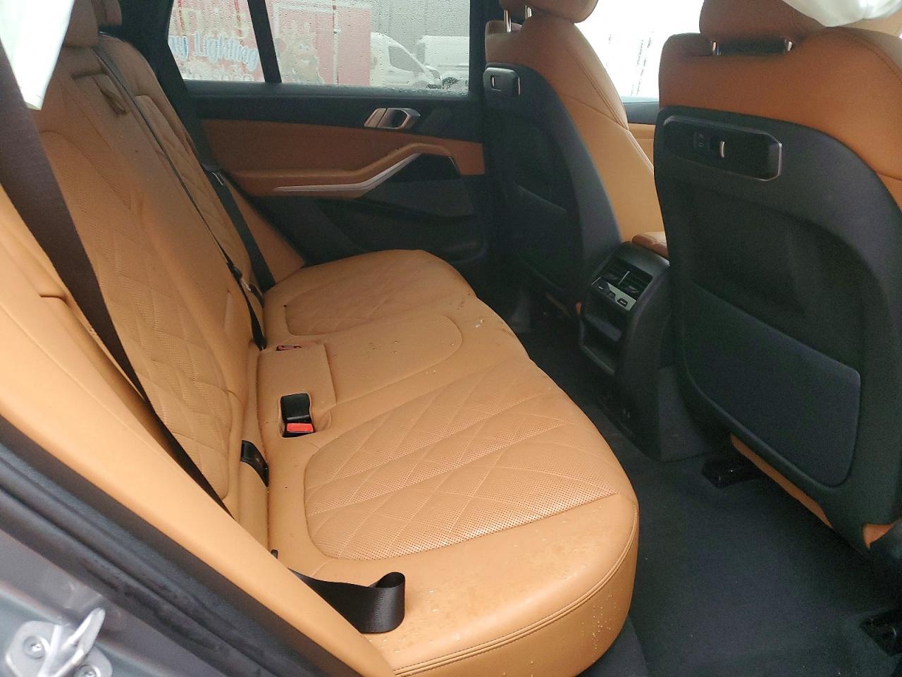 2025 BMW X5 xDrive40I - zdjęcie 11