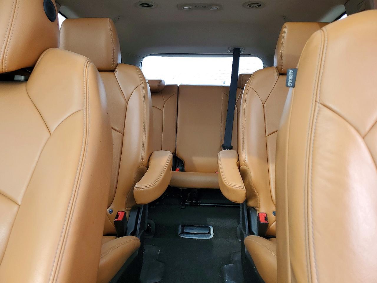 2014 Chevrolet Traverse Lt - zdjęcie 10