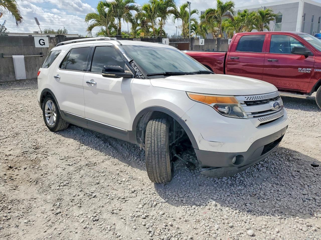 2013 Ford Explorer Xlt - zdjęcie 4