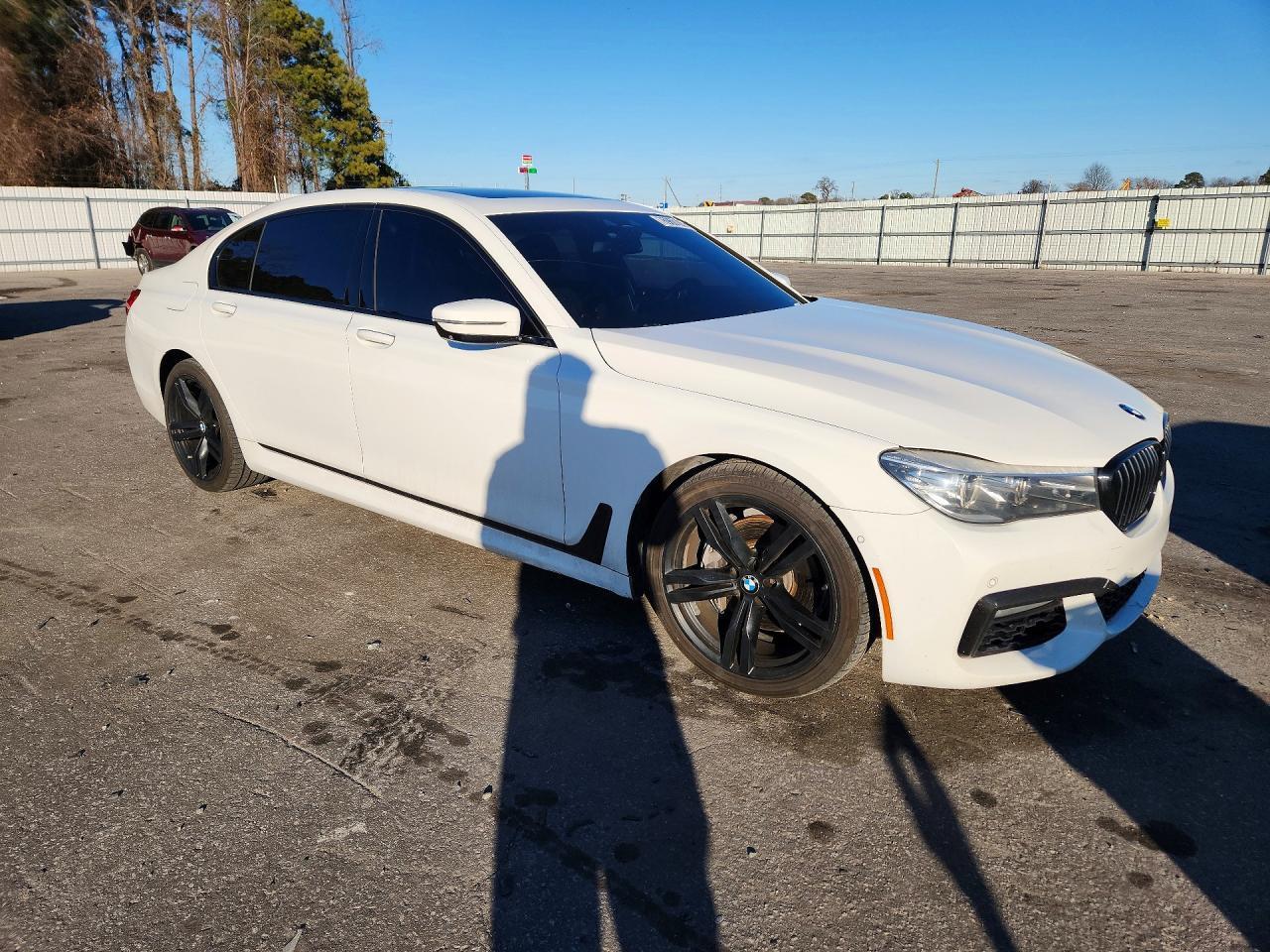 2016 BMW 740 I - zdjęcie 4