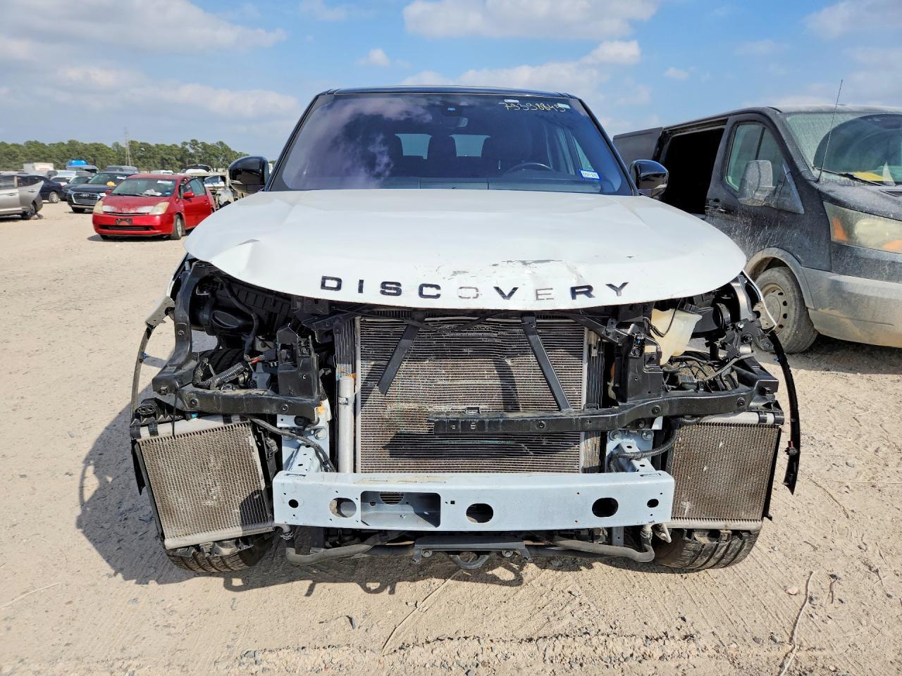 2020 Land Rover Discovery Landmark - zdjęcie 5