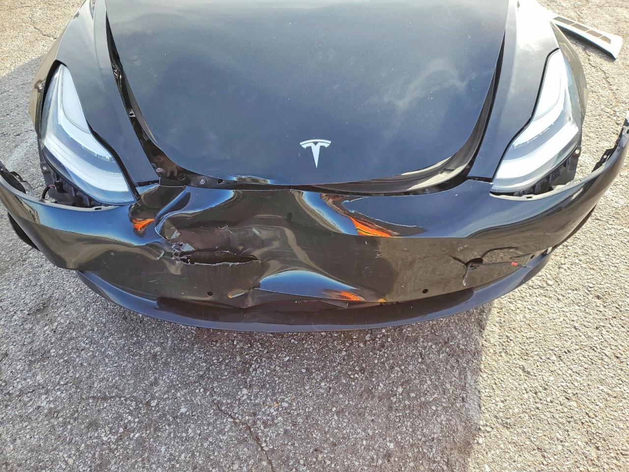 2020 Tesla Model 3 - zdjęcie 11