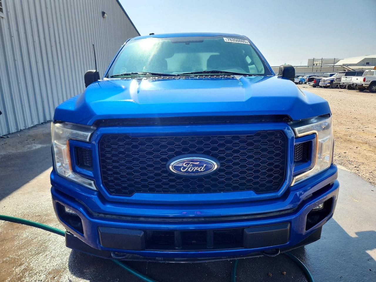 Ford F-150 - zdjęcie 5