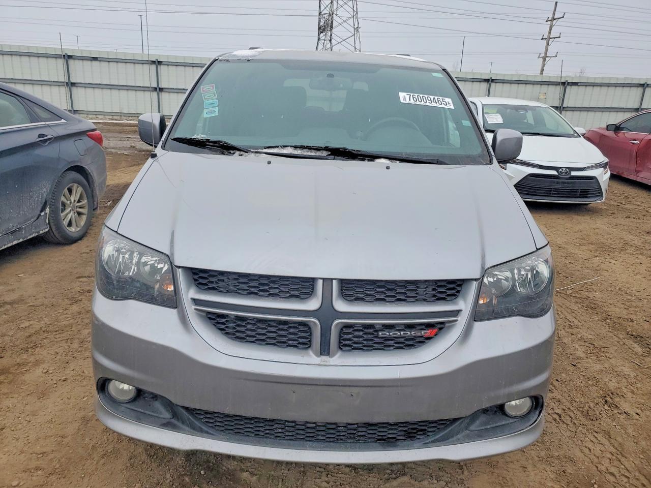 2017 Dodge Grand Caravan Gt - zdjęcie 5