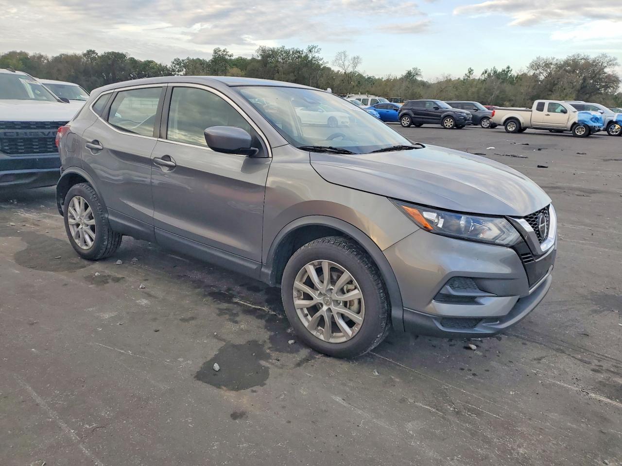 2021 Nissan Rogue Sport S - zdjęcie 4