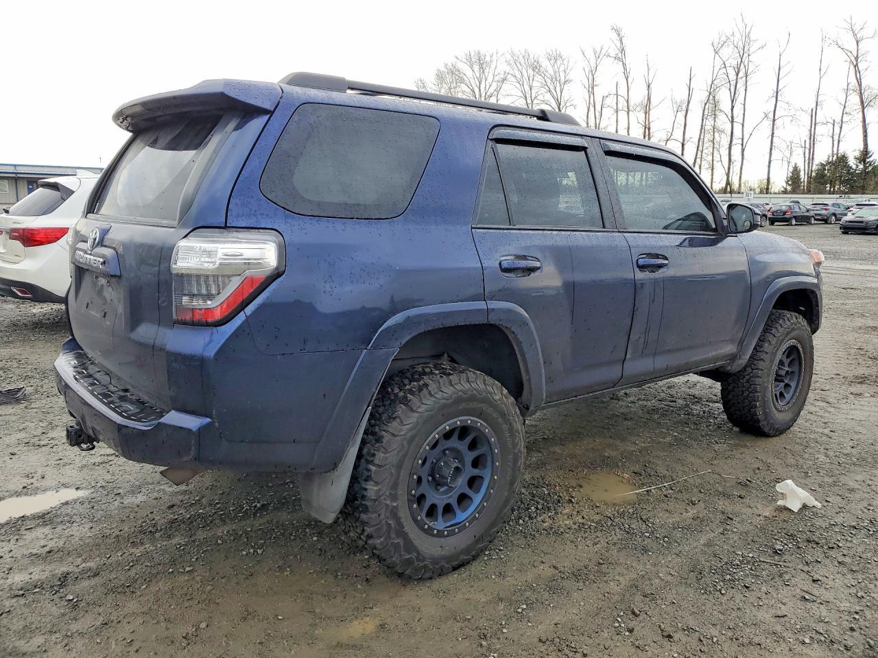 2015 Toyota 4Runner Sr5 - zdjęcie 3