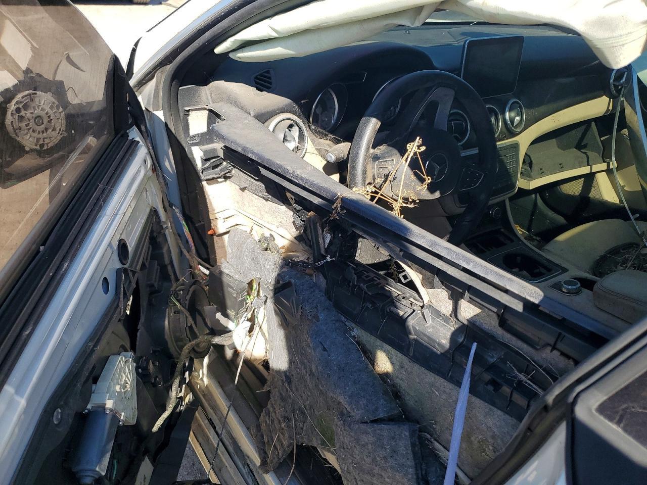 2016 Mercedes-Benz Cla 250 4Matic - zdjęcie 8