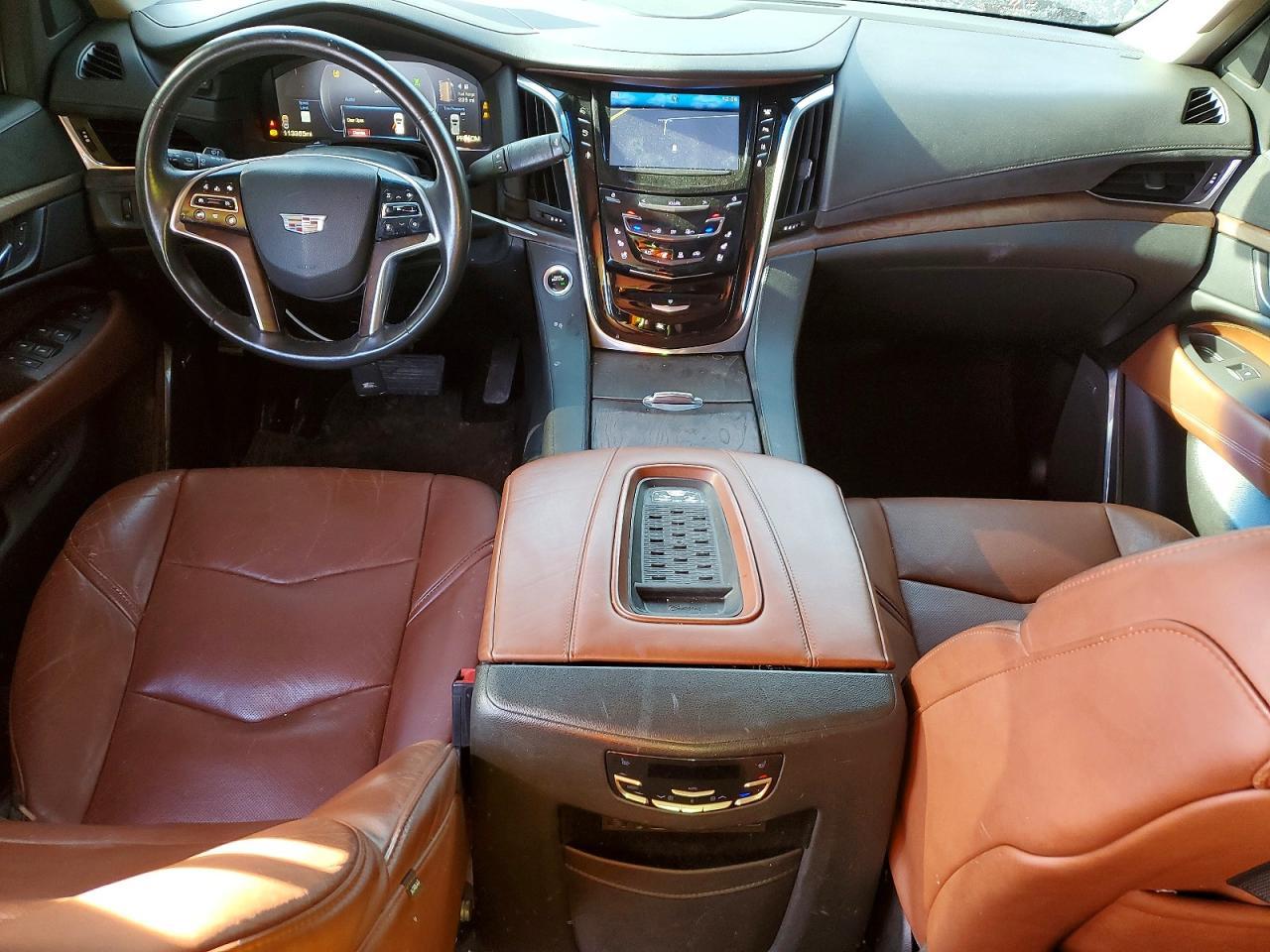 2015 Cadillac Escalade Luxury - zdjęcie 8