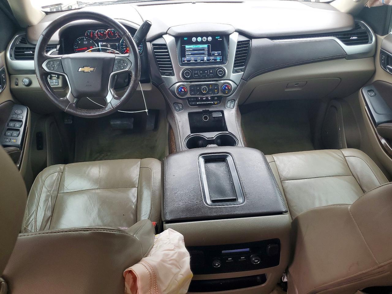 2016 Chevrolet Tahoe C1500 Lt - zdjęcie 8