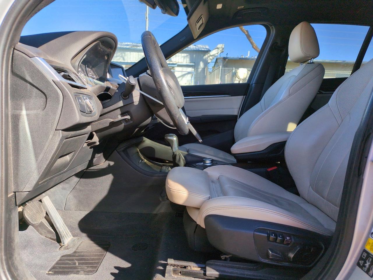 2017 BMW X1 xDrive28I - zdjęcie 7