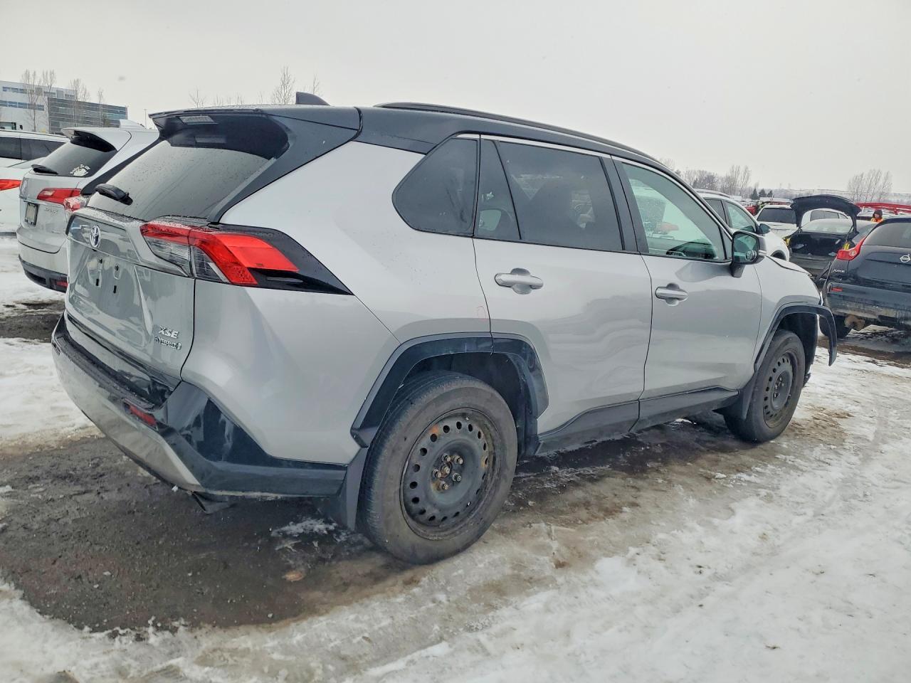 2023 Toyota Rav4 Xse - zdjęcie 3