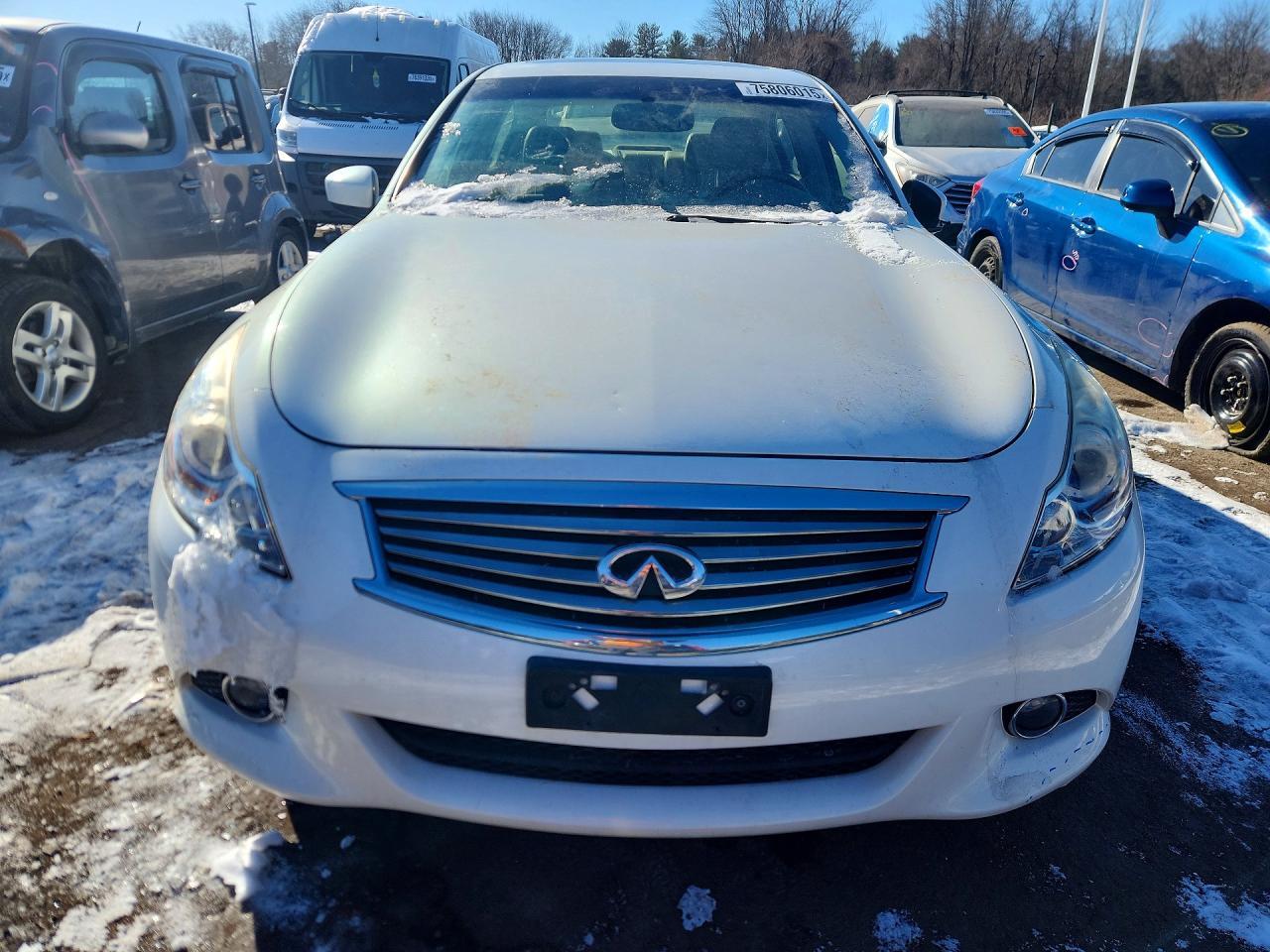 2015 Infiniti Q40 - zdjęcie 5