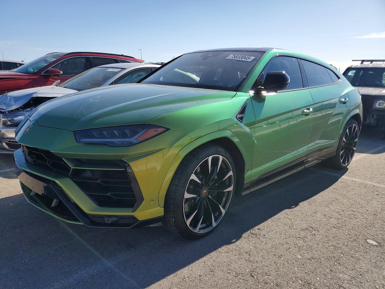 2022 Lamborghini Urus
