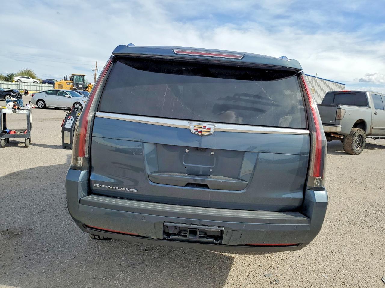 2020 Cadillac Escalade Luxury - zdjęcie 6