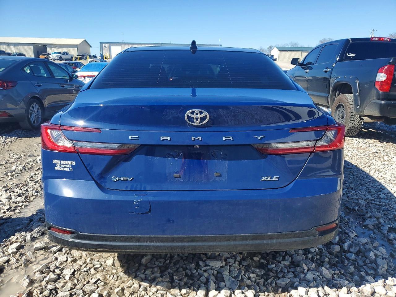 2025 Toyota Camry Xse - zdjęcie 6