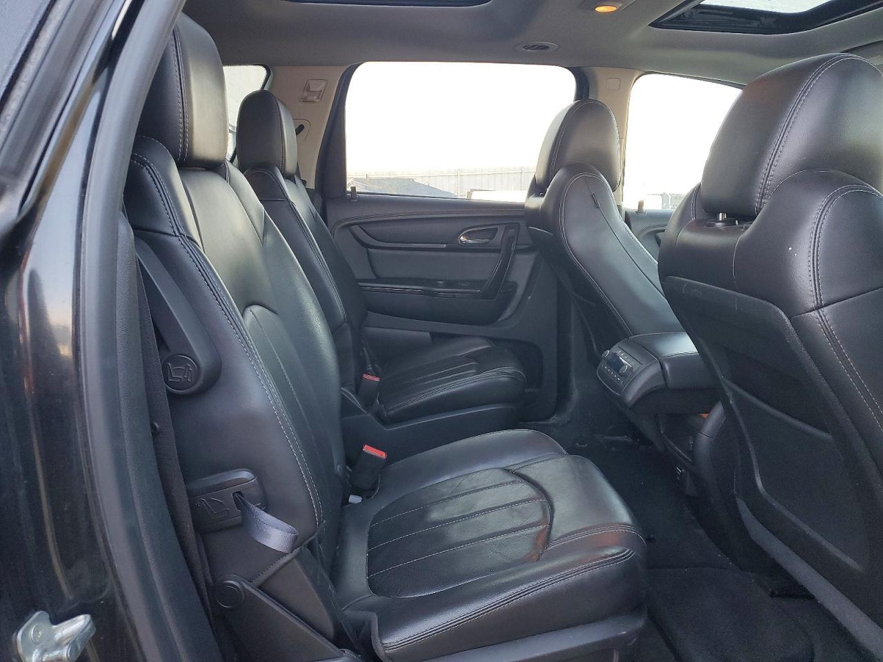 2016 Chevrolet Traverse Ltz - zdjęcie 11