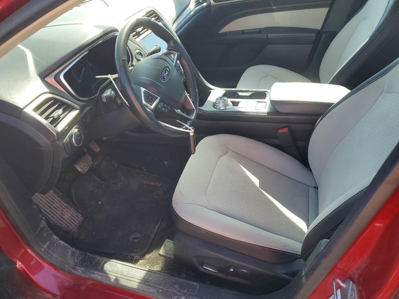 2020 Ford Fusion Se - zdjęcie 7