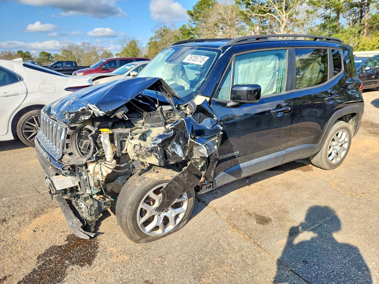 2017 Jeep Renegade Latitude - zdjęcie główne