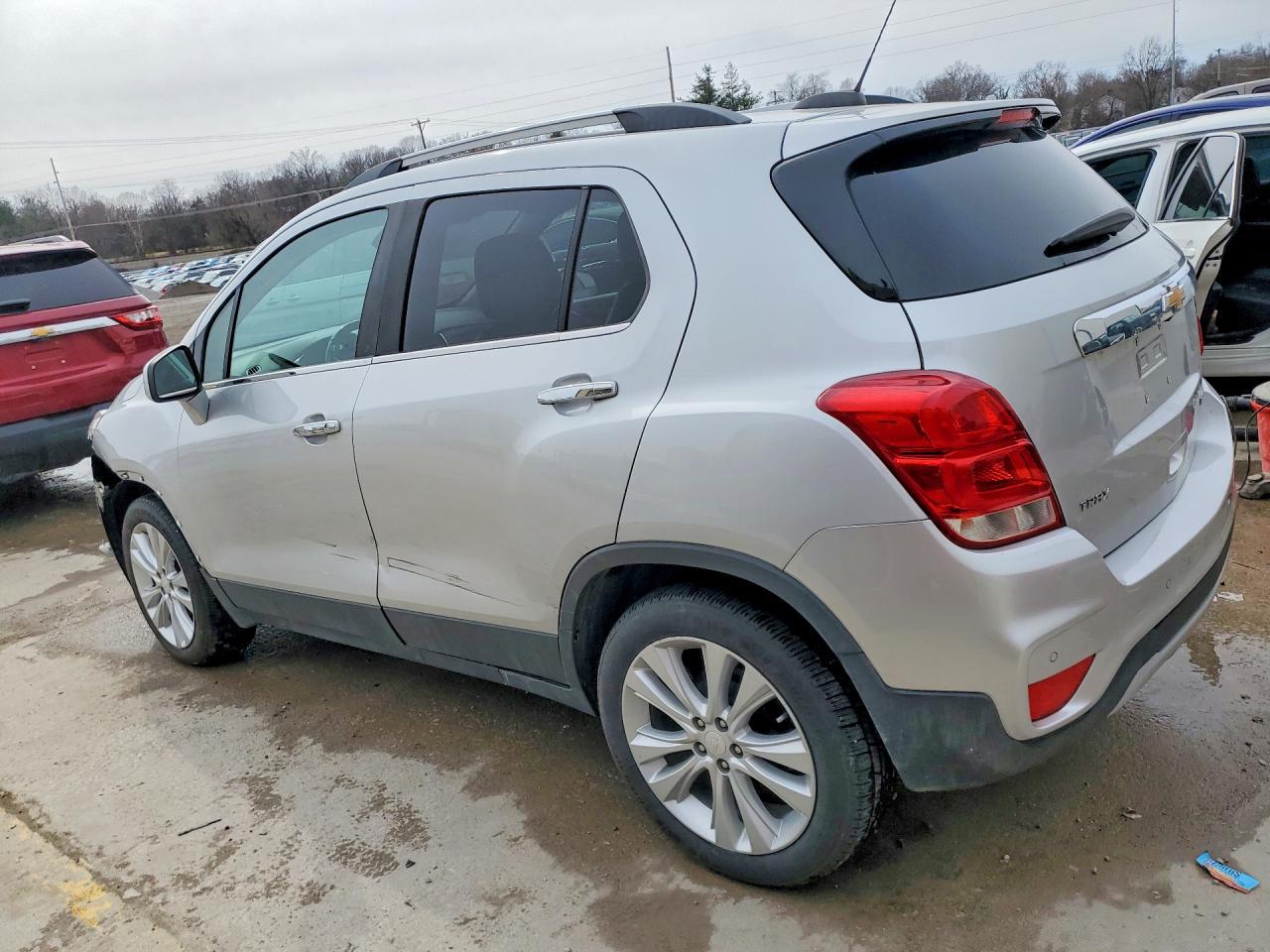 2019 Chevrolet Trax Premier - zdjęcie 2