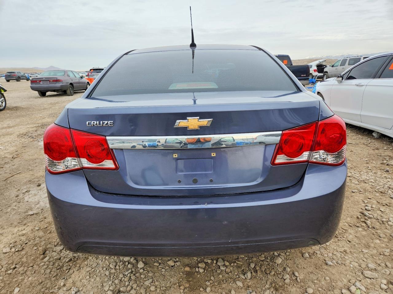 2013 Chevrolet Cruze Ls - zdjęcie 6