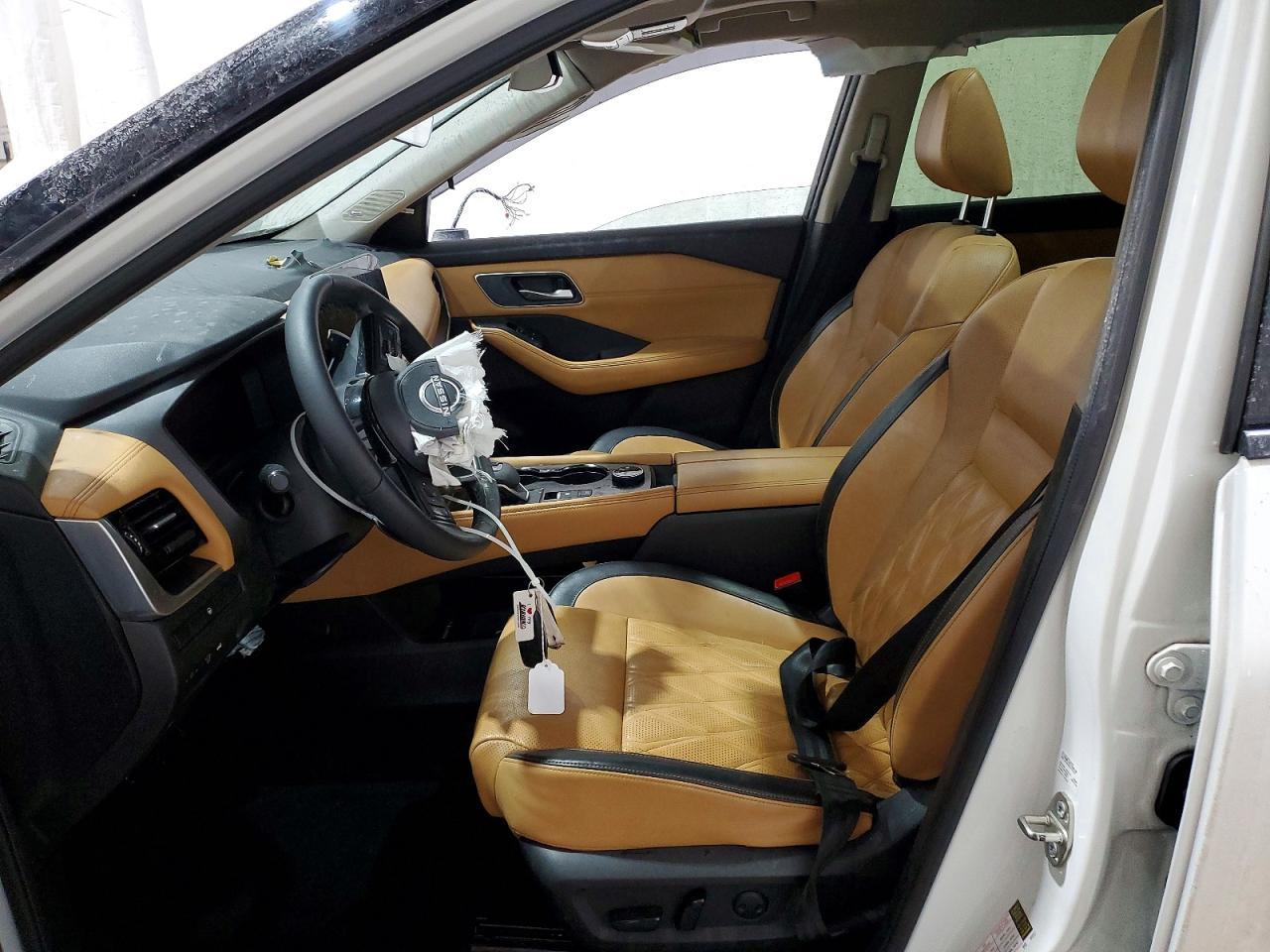 2023 Nissan Rogue Platinum - zdjęcie 7