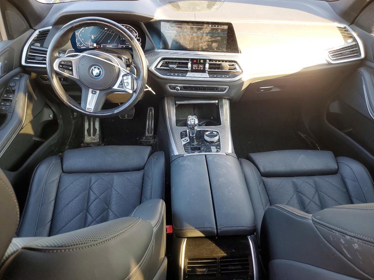2023 BMW X5 xDrive45E - zdjęcie 8
